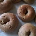 豆鉄砲＝3's cooksnap of when they made こだま、全粒粉使用くるみパン＆ベーグル♪.