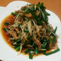 しょうはるママ's cooksnap of when they made 豚肉とニラモヤシの焼肉炒め.