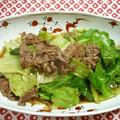 Haru Haru's cooksnap of when they made 　[牛薄切り肉とレタスの炒めもの].