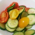 Sakuさくら14's cooksnap of when they made トマトとズッキーニのサラダ.