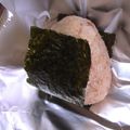 恋ちゃんマミー's cooksnap of when they made お弁当に！簡単チーズおかか♪おにぎり☆.
