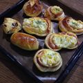 MI。。's cooksnap of when they made 手ごね*ふんわり♡ハムチーズマヨパン.