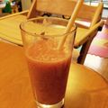 ーいとみー's cooksnap of when they made 美肌に♡人参とりんごと苺の冬スムージー.