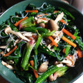 料理は楽しいね〜65's cooksnap of when they made ほうれん草としめじのゴマ和え.