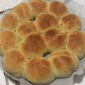 sakutakuhitoshu's cooksnap of when they made しっとりモチモチ♪手捏ねおからパン.