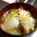 ゆーきNU's cooksnap of when they made ♢白菜と鶏だんごのコンソメスープ♢.