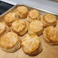 chickenc's cooksnap of when they made ケンタのビスケットを家庭で再現.