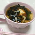 ぱふ♪'s cooksnap of when they made 長ネギとわかめの味噌汁.