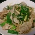 アオヒーmama's cooksnap of when they made にんにくの葉と豚肉炒め.