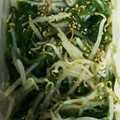maco33's cooksnap of when they made めかぶともやしの和え物.