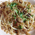 コシナ's cooksnap of when they made 豚肉とニラモヤシの焼肉炒め.
