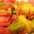 lucey☆girl's cooksnap of when they made 生姜☆アボカドとハムのおかか和え.