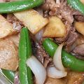kimimaruo's cooksnap of when they made 新じゃがいもとスナップエンドウの牛肉炒め.