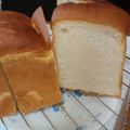 MOGU-MOGU's cooksnap of when they made HB★ホシノ酵母で生クリーム入り食パン.