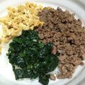 ∞ともちゃん∞'s cooksnap of when they made 三色そぼろ丼.