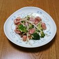msft5632's cooksnap of when they made ブロッコリーとウインナー　オイスター炒め.