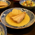 kikikko's cooksnap of when they made ほっけと大根の煮物.