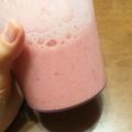 ykitchenn's cooksnap of when they made 美肌に♡人参とりんごと苺の冬スムージー.