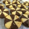 やまぶきさん's cooksnap of when they made 2色の柄クッキー.
