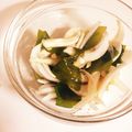 RYK1205's cooksnap of when they made 新玉ねぎとワカメのサラダ.