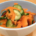 didiko's cooksnap of when they made きゅうりとにんじんの漬け物.