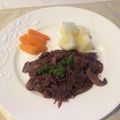 やさいさんサン's cooksnap of when they made 柔らかーい★鶏の赤ワイン煮込み.