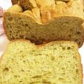 丸はる's cooksnap of when they made 翌日も美味しい食パン、小松菜入り.