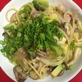 クックY4ZU55☆'s cooksnap of when they made めんつゆで♬きのこアボカドパスタ.