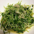 ゆいとん隊長's cooksnap of when they made 簡単1品☆豆苗としらすのバタポン炒め♪.