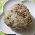 moruchama's cooksnap of when they made 鶏そぼろでおにぎり.