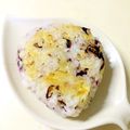 もんまりえ's cooksnap of when they made 梅+チーズのこんがり焼きおにぎり.