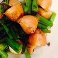 えびちゃん♪♪'s cooksnap of when they made アスパラ菜のツナ塩こんぶ炒め.