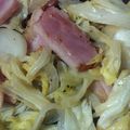 ゆずこうなおママ's cooksnap of when they made 春キャベツと厚切りベーコンの炒め物.