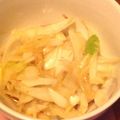ゆーこ83's cooksnap of when they made セロリと新玉ねぎのしゃきしゃきサラダ.
