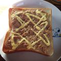 pakupaku0's cooksnap of when they made 簡単♪ ツナマヨチーズの絶品トースト☆.
