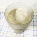 Nyat's cooksnap of when they made アーモンドとキウイのヘルシー朝食スムージー.