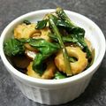 えみえみtantan's cooksnap of when they made 簡単 竹輪 チンゲン菜の オイスター炒め.