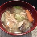 Walnut1107's cooksnap of when they made 余った丸焼きチキンで簡単スープ.