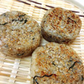 ニコニコよっぴ's cooksnap of when they made シソとゴマの風味焼きおにぎり.