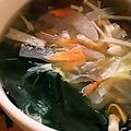 ユーロン's cooksnap of when they made ♥わかめとなめこと大根のお味噌汁♥.