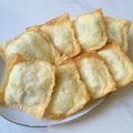 HItom13's cooksnap of when they made 持ち寄りに！餃子の皮でさつまいもパイ.