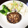 skr72's cooksnap of when they made 水切り不要 豆腐で簡単ふわふわハンバーグ.