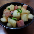 升田さん's cooksnap of when they made かぶとベーコンの、ころころ炒め.