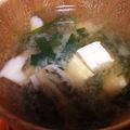 ムーミン谷のmee's cooksnap of when they made 朝食にも　ニラ　豆腐　舞茸の　お味噌汁♪.