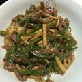 クックA789MU☆'s cooksnap of when they made 牛肉と筍ピーマン&シメジの味噌炒め.