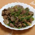 mocomoco♪'s cooksnap of when they made 激安おつまみ★砂肝ネギピー塩炒め.