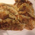LalaNY's cooksnap of when they made 材料４つ★納豆キムチの餃子包み焼き.