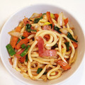 丸はる's cooksnap of when they made 冷蔵庫の残り物で作る、簡単焼きうどん☆.