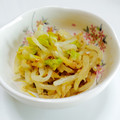 ジンベえちゃん's cooksnap of when they made ゆで白菜ともやしのおかかマヨ醤油和え.