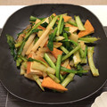 よしみ☆★'s cooksnap of when they made 小松菜大量消費！大根と豚肉との味噌炒め.